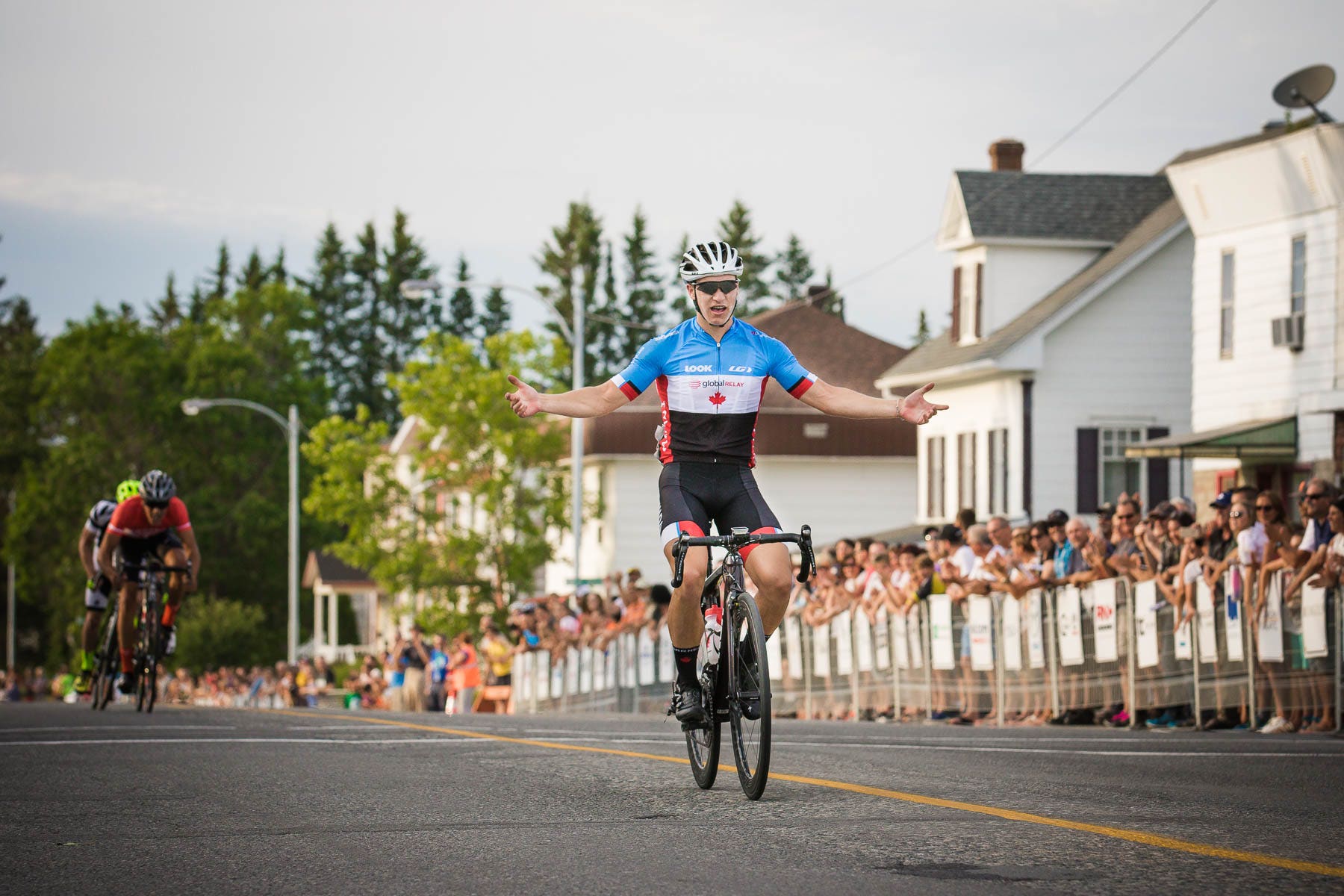 ÉQUIPE CANADA COMMENCE LE TOUR DE L’ABITIBI EN FORCE
