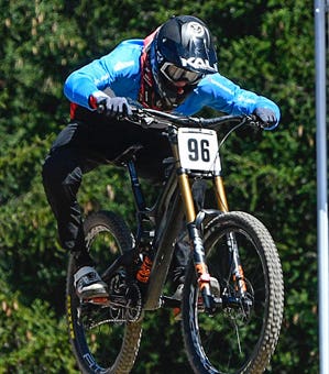 CYCLING CANADA ANNOUNCES NATIONAL SQUAD FOR XCO WORLD CUPS 1 & 2
