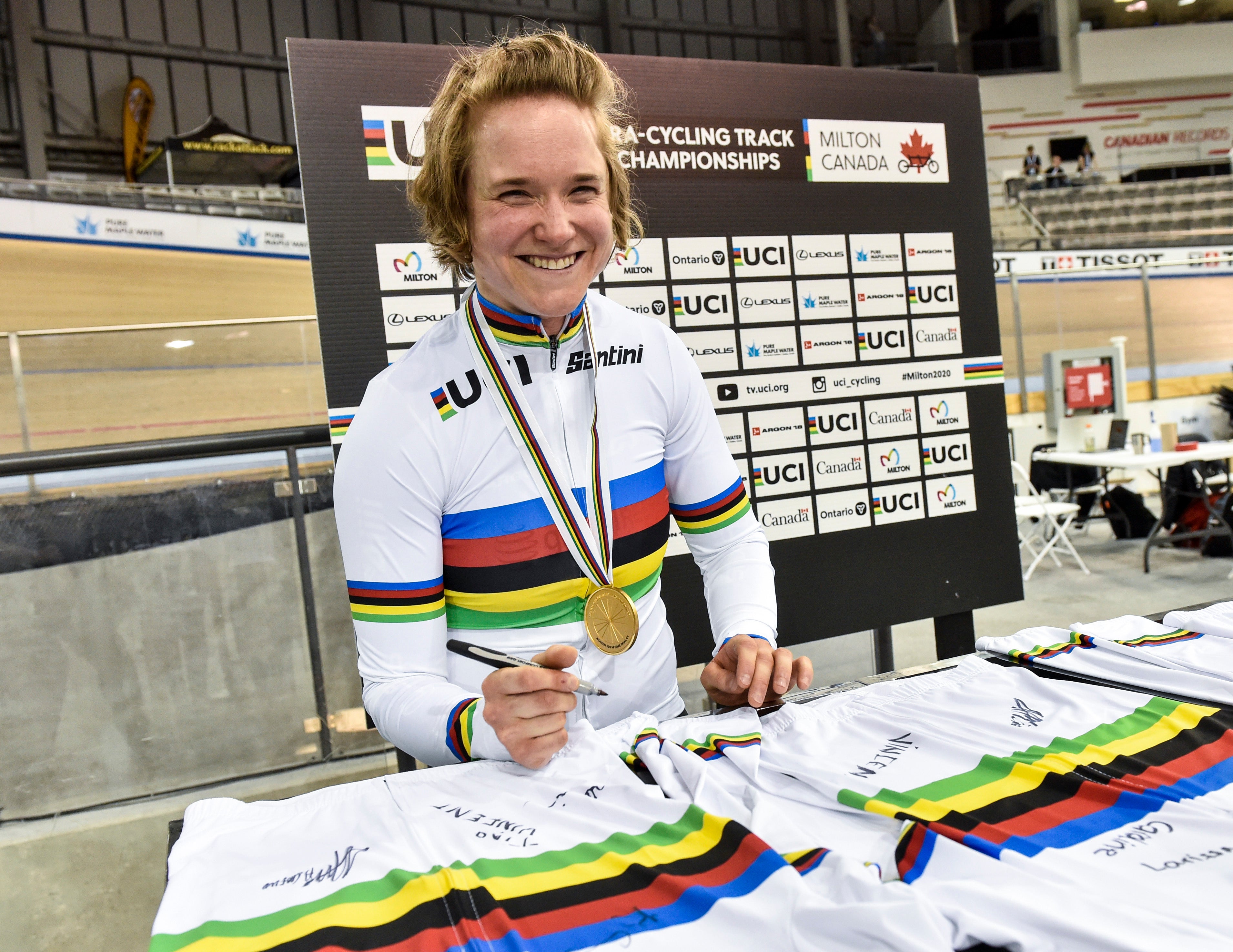 KATE O’BRIEN RETOURNE À LA COMPÉTITION EN REMPORTANT L’OR AUX CHAMPIONNATS DU MONDE PARACYCLISME PISTE