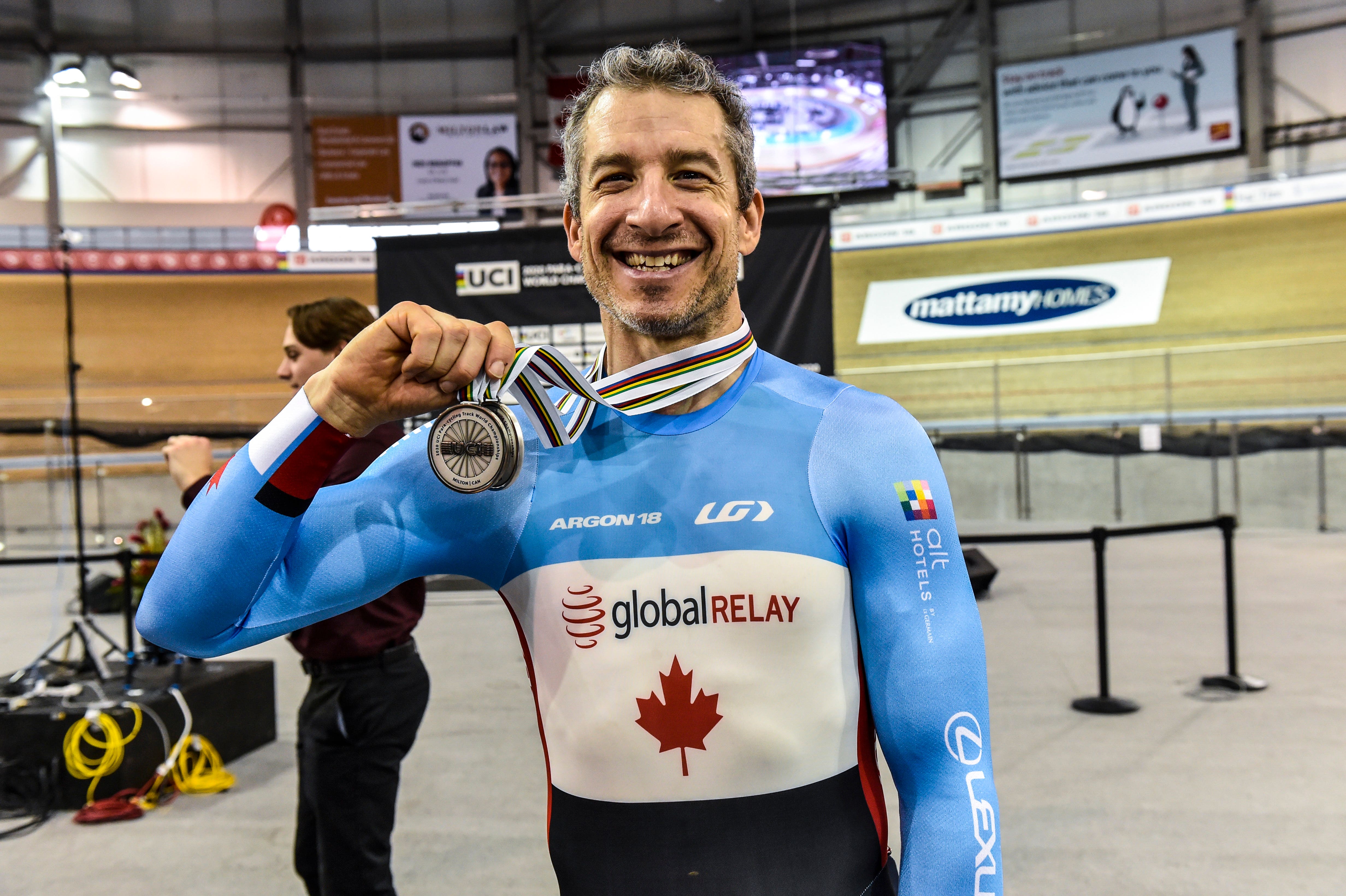 LE CANADA CONTINUE D’IMPRESSIONNER AUX CHAMPIONNATS DU MONDE PARACYCLISME PISTE À MILTON