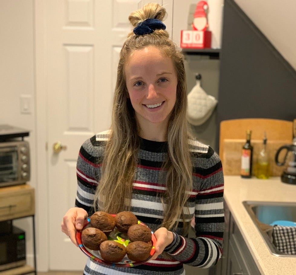 HEALTHY GINGERBREAD MUFFINS