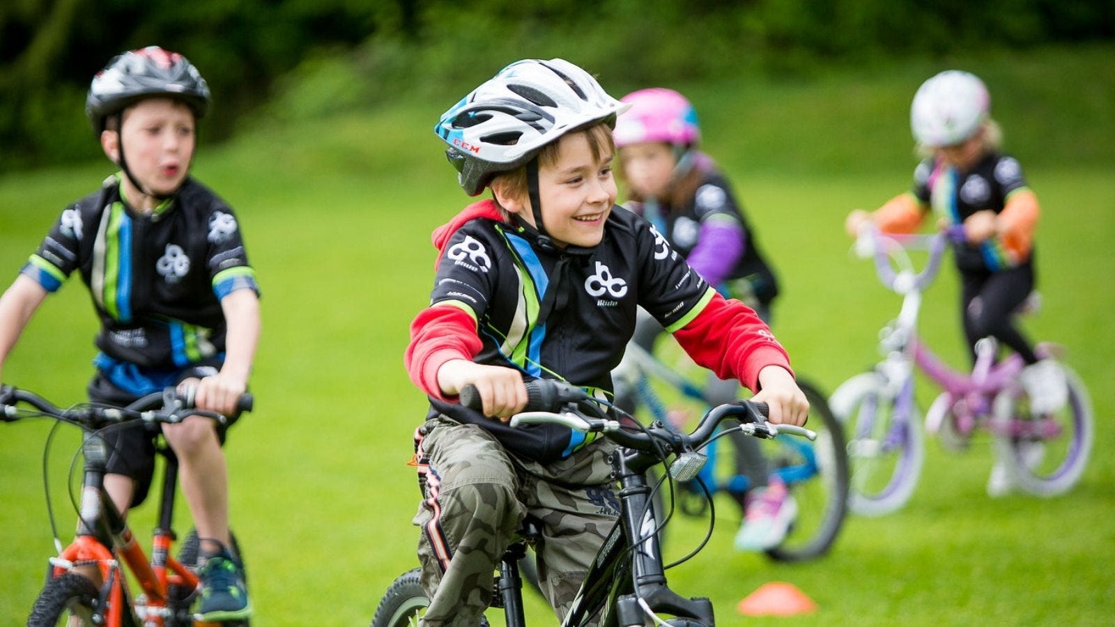 CYCLING CANADA LAUNCHES NEW HOPON GRASSROOTS PROGRAM