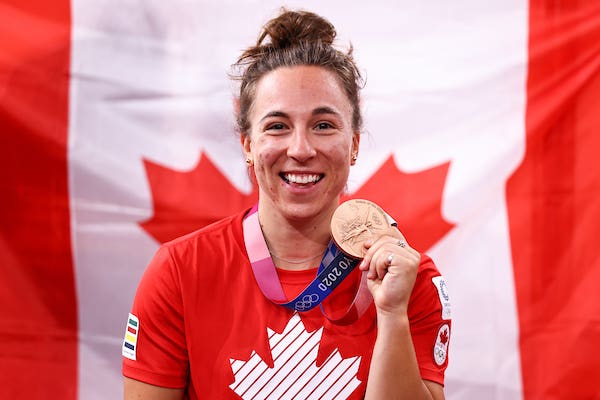 LAURIANE GENEST WINS CANADA’S FIRST EVER MEDAL IN THE KEIRIN
