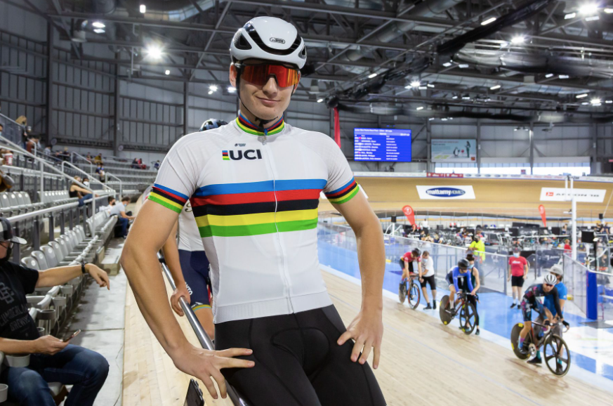 GOLD MEDAL SWEEP AND CANADIAN RECORD FOR DYLAN BIBIC AT CANADIAN TRACK CHAMPIONSHIPS