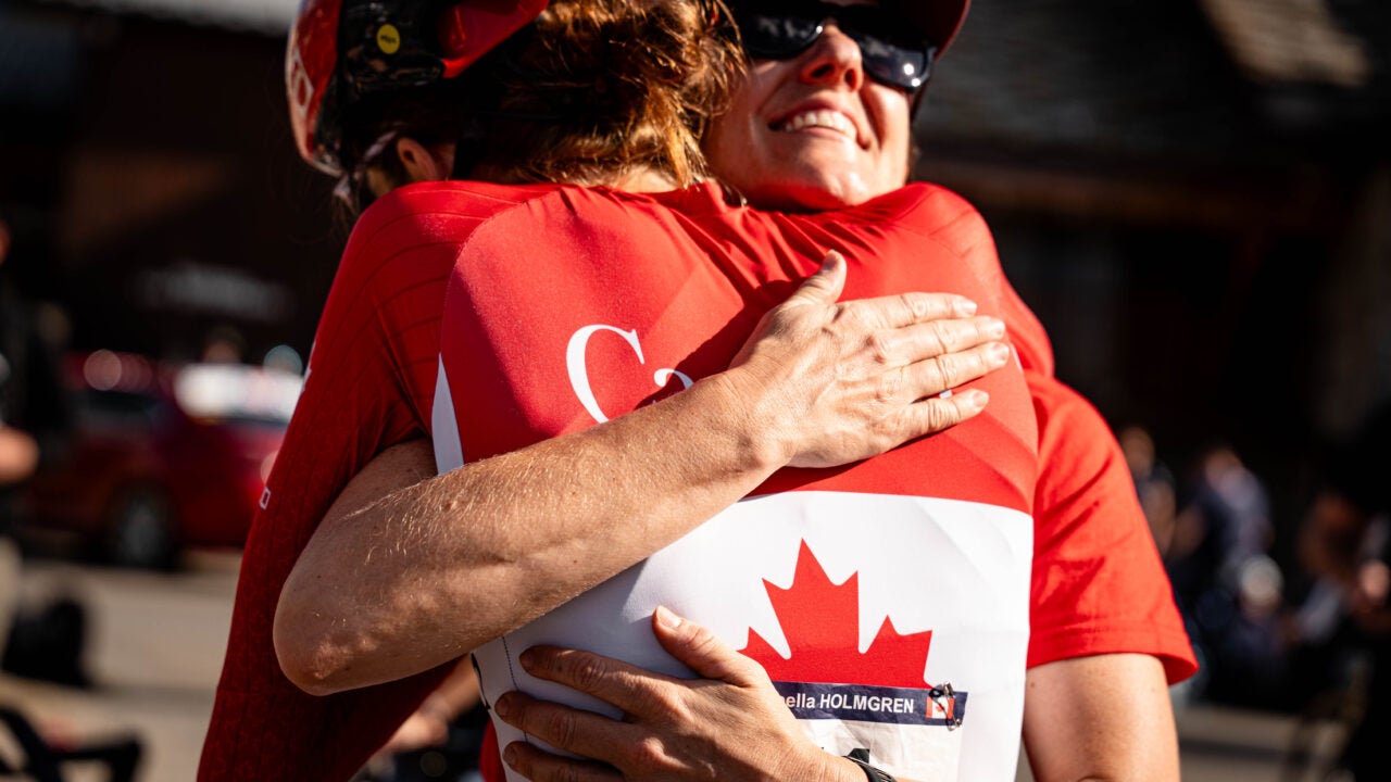 Isabella Holmgren remporte le prologue du Tour de l’Avenir Femmes