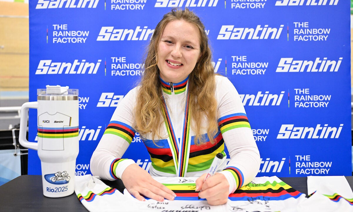 MEL PEMBLE DÉCROCHE LE TITRE EN VITESSE POUR CLÔTURER LES CHAMPIONNATS DU MONDE SUR PISTE DE PARACYCLISME AVEC UNE QUATRIÈME MÉDAILLE 
