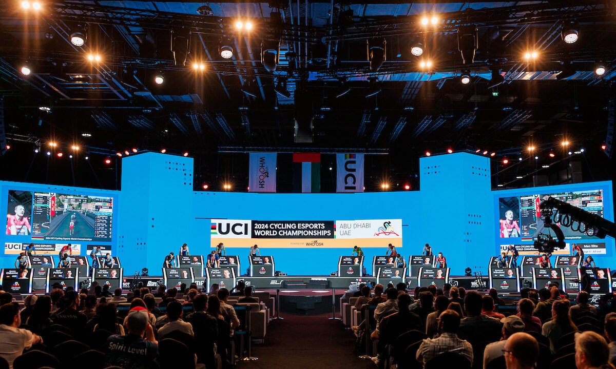 THOMAS THRALL REPRÉSENTERA LE CANADA AUX CHAMPIONNATS DU MONDE UCI DE CYCLISME ESPORTS 2025